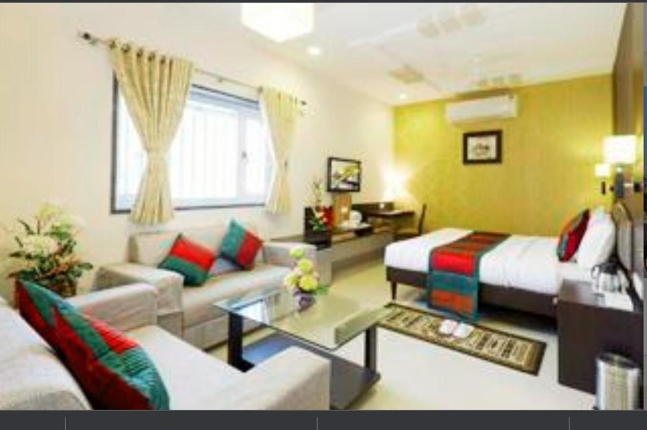Hotel Siddharth Palace Dźajpur Zewnętrze zdjęcie