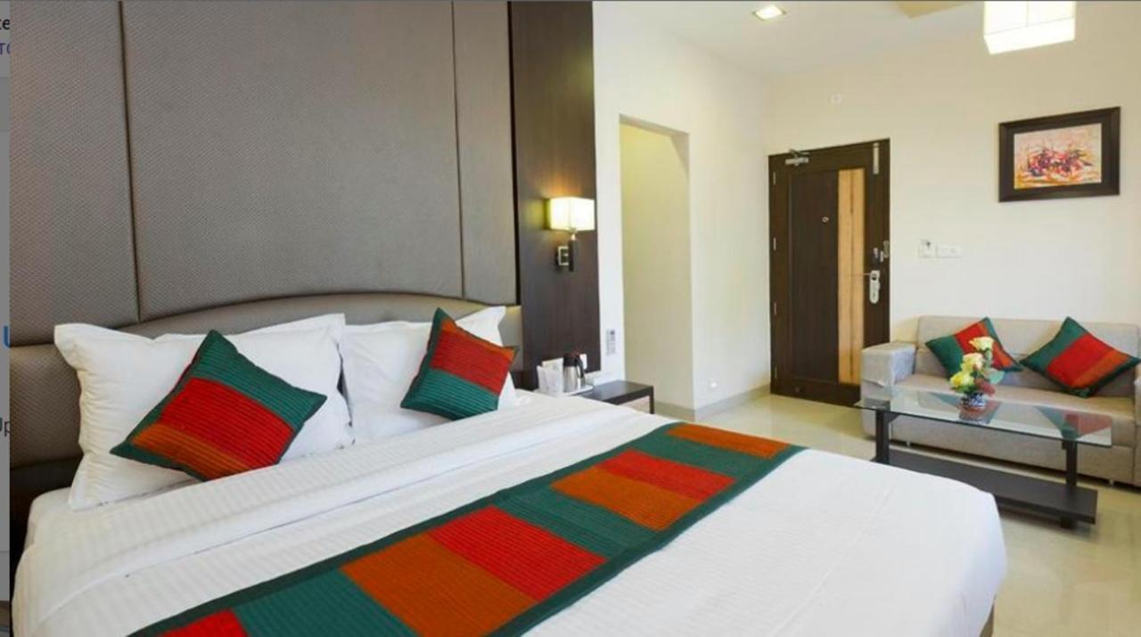 Hotel Siddharth Palace Dźajpur Zewnętrze zdjęcie