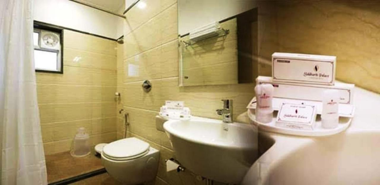 Hotel Siddharth Palace Dźajpur Zewnętrze zdjęcie